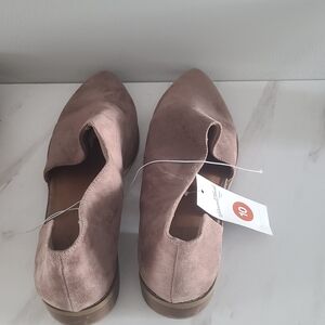 Elegant Women's Suede Loafers